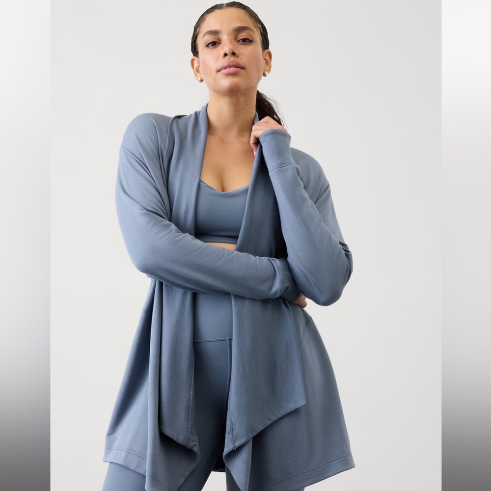 Athleta Pranayama Restore Wrap Shadow Blue Size XXS